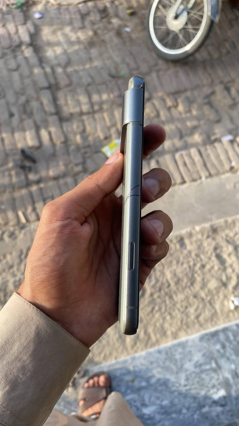 Google Pixel 8 2