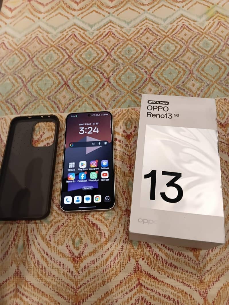 oppo reno 13 10/10 5