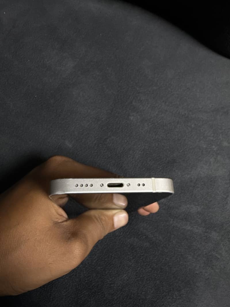 Apple iPhone 12 mini 7