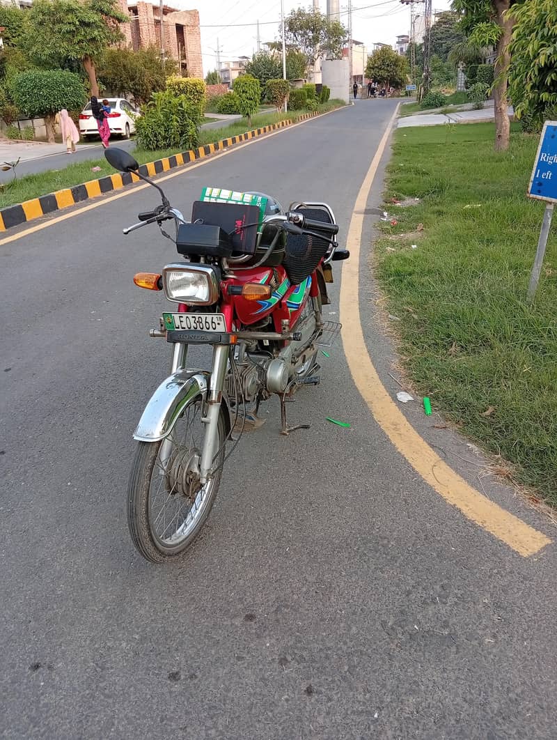 honda CD70 2