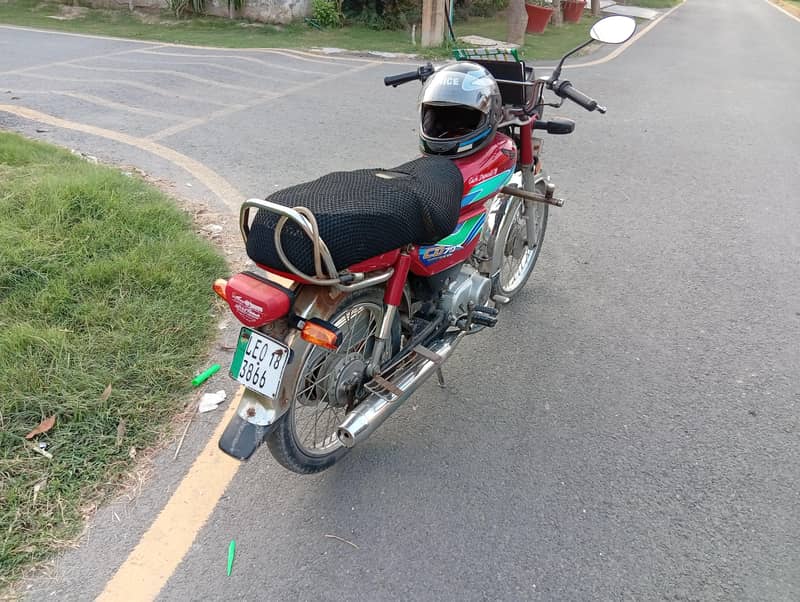 honda CD70 4