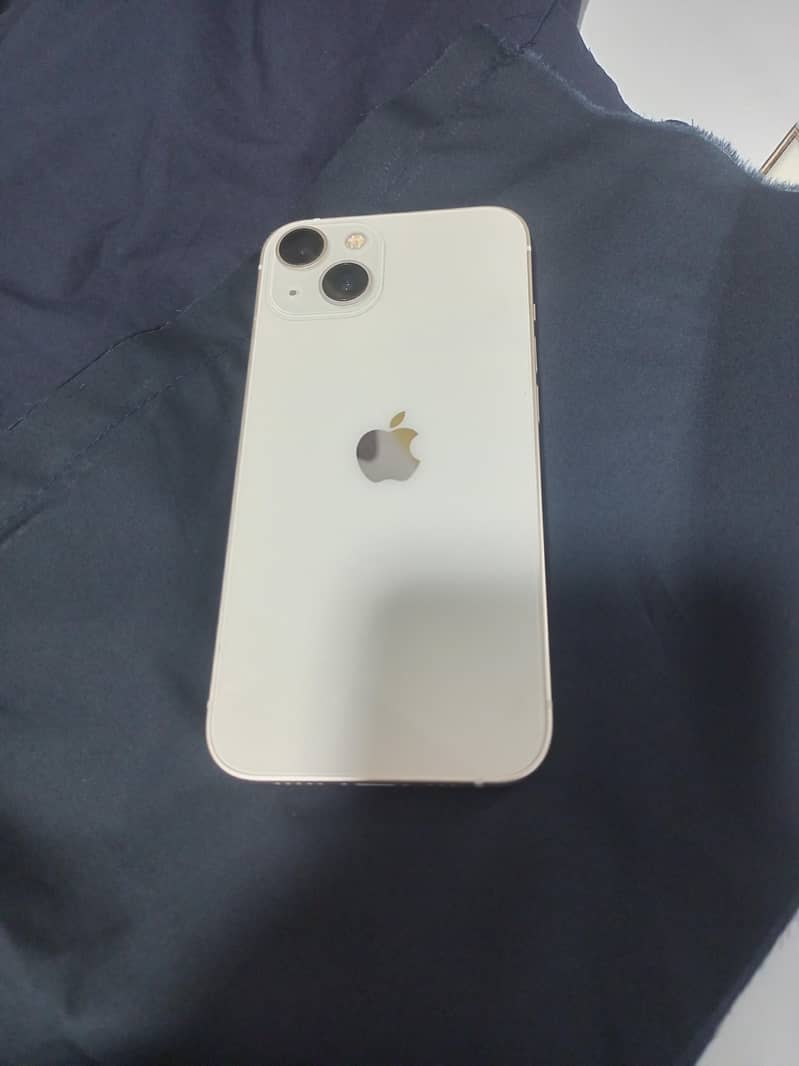 Apple iPhone 13 0