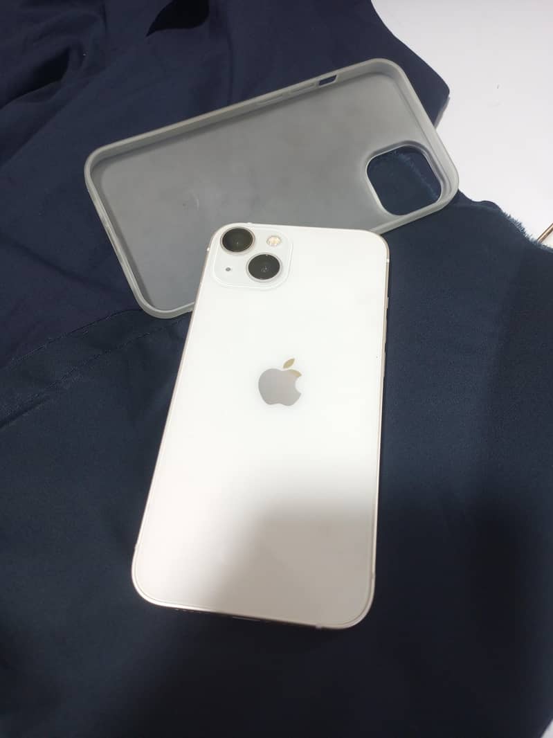 Apple iPhone 13 2