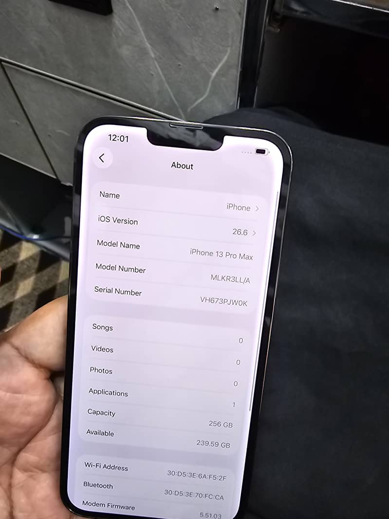 Apple iPhone 13 Pro Max 2