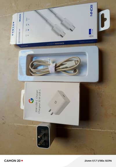 Google fast charger 30w
