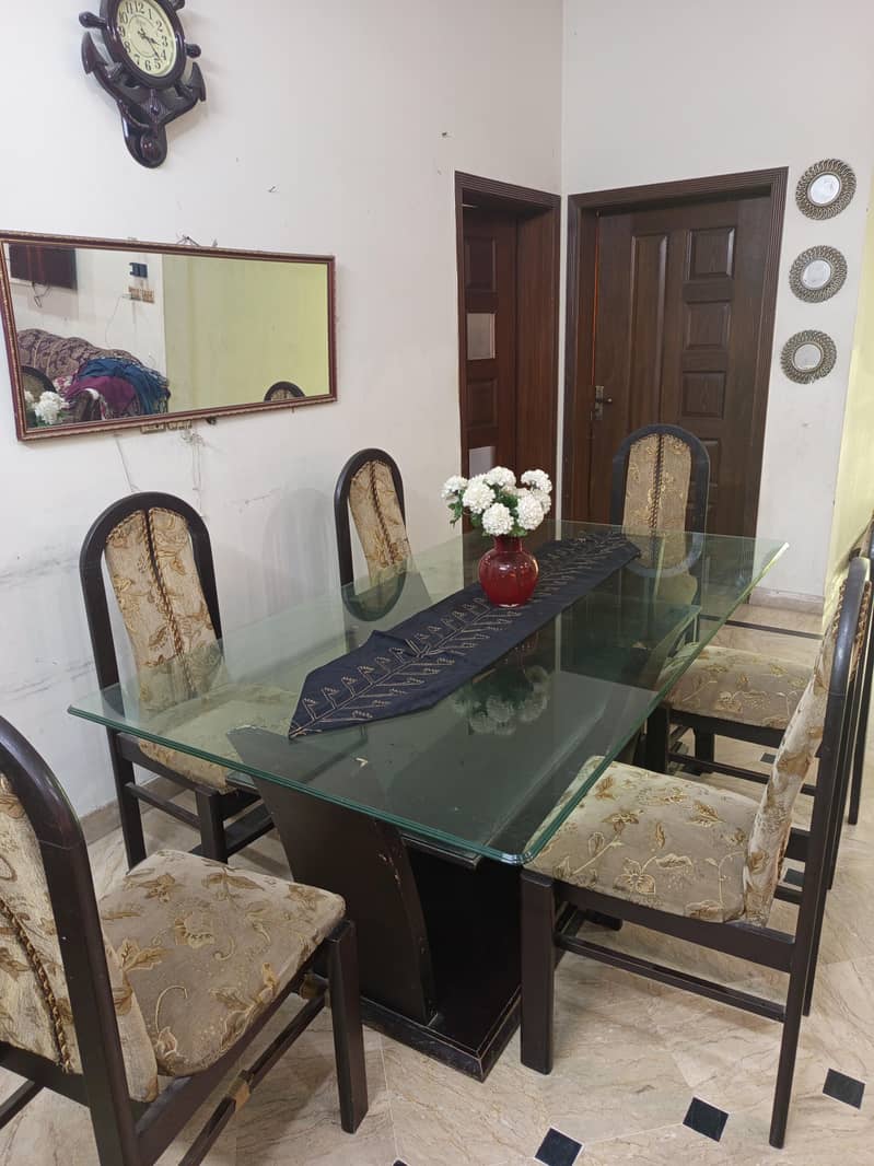 Dining table 3