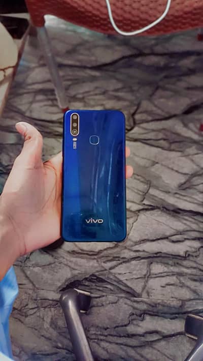 vivo y17