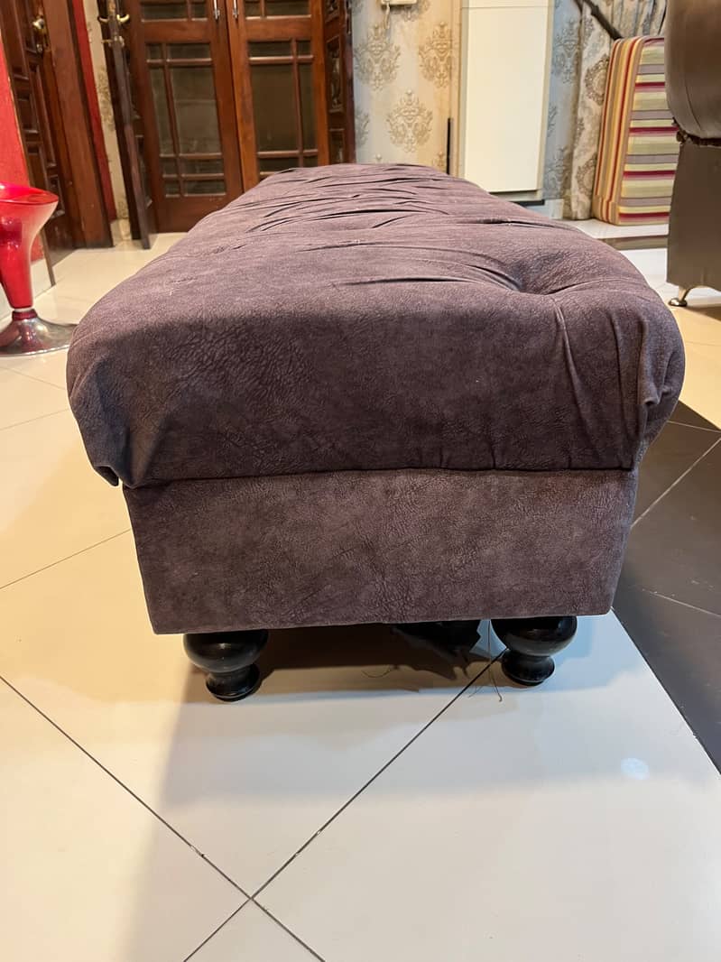 Sofa 3 seater  quantity 2 5