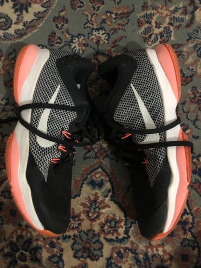 Niki  shoe size 41