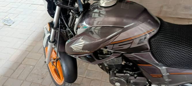 Honda CB 150f