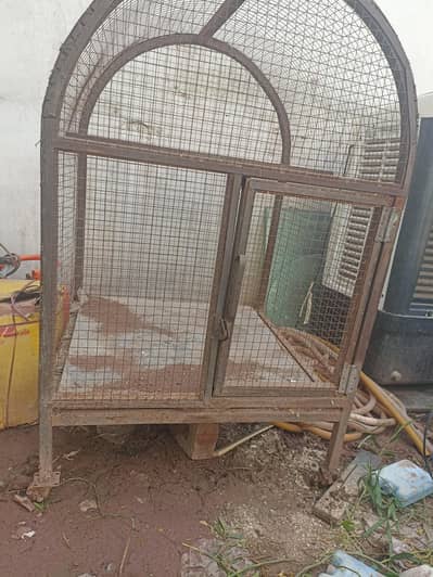 Gray bird cage good condition