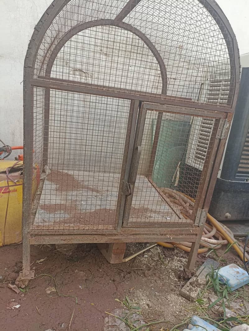 Gray bird cage good condition 0