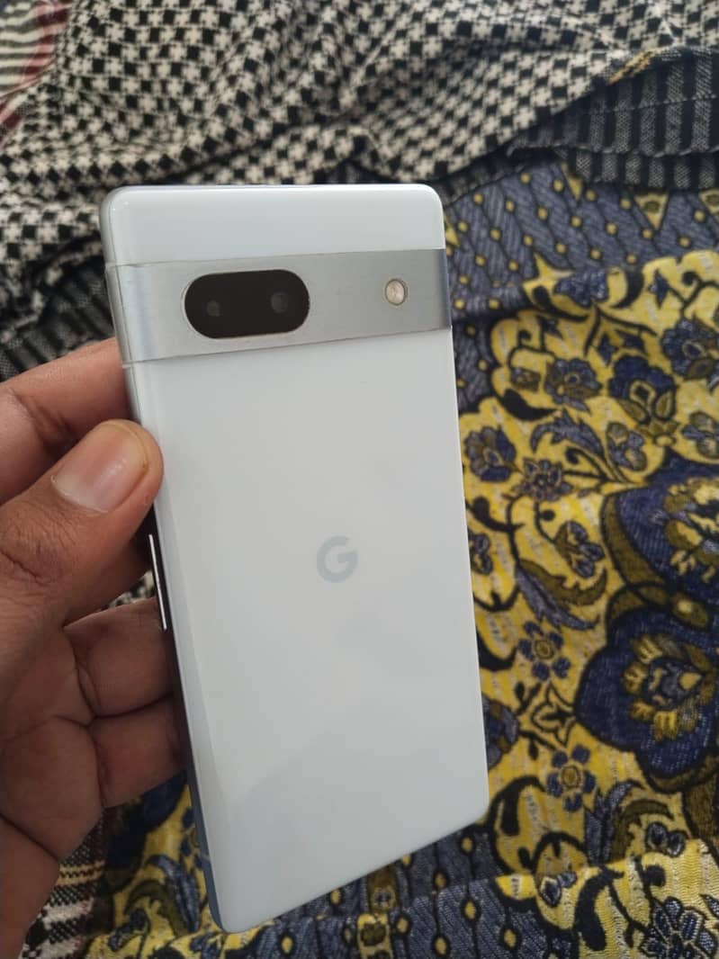 Google Pixel 7a 1