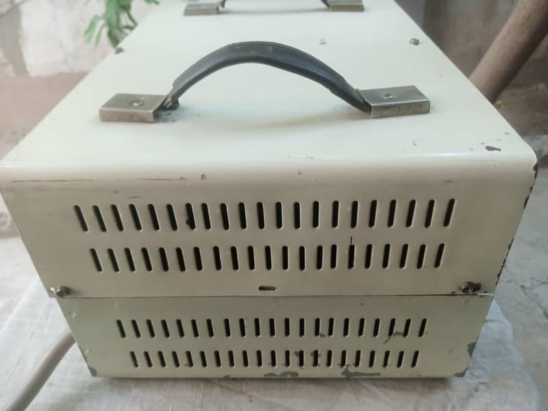Voltage Stabilizer For Ac 1