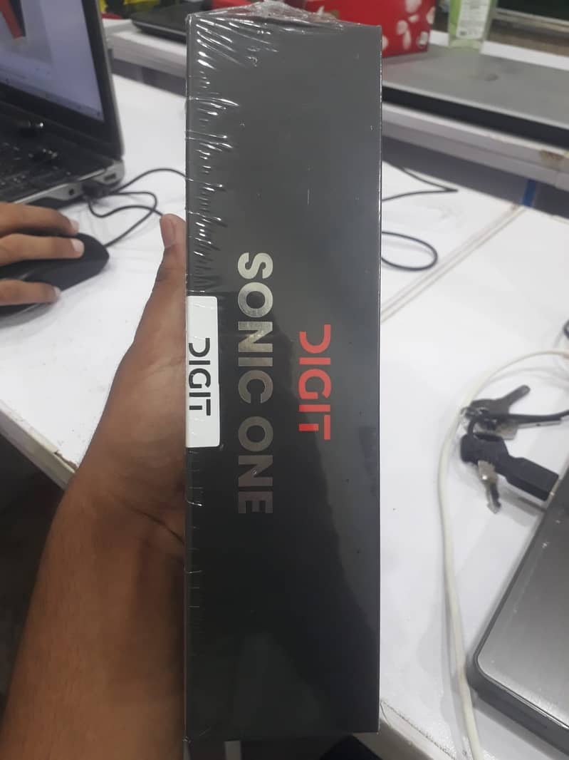 Digit Sonic One 3