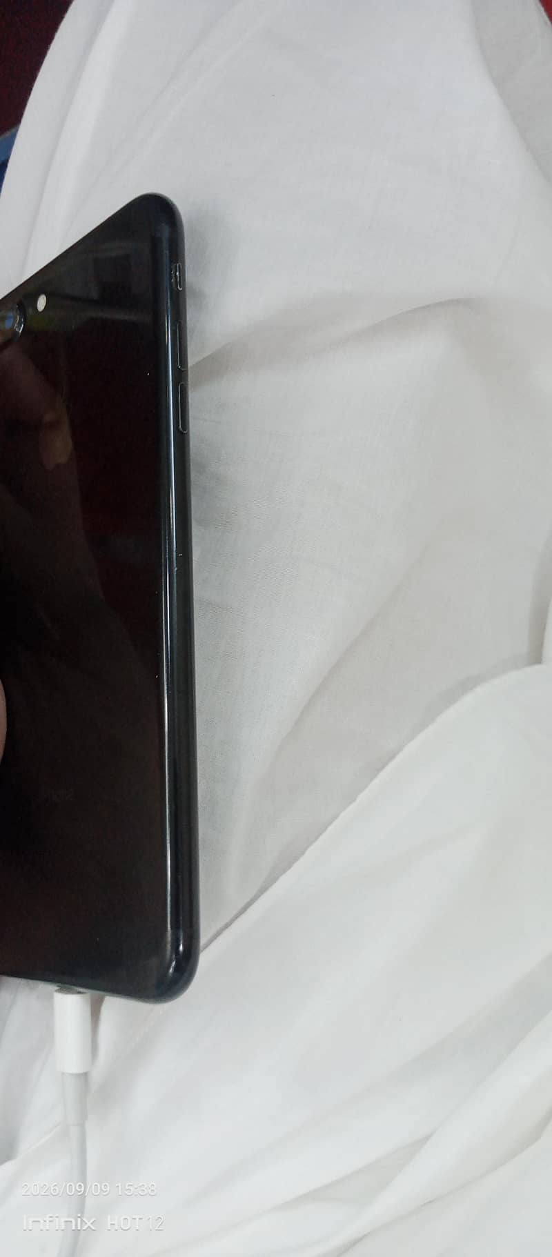 Apple iPhone 7 Plus bypas 128gb 1