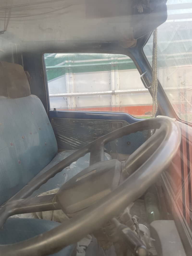 Mazda mini 3000 5