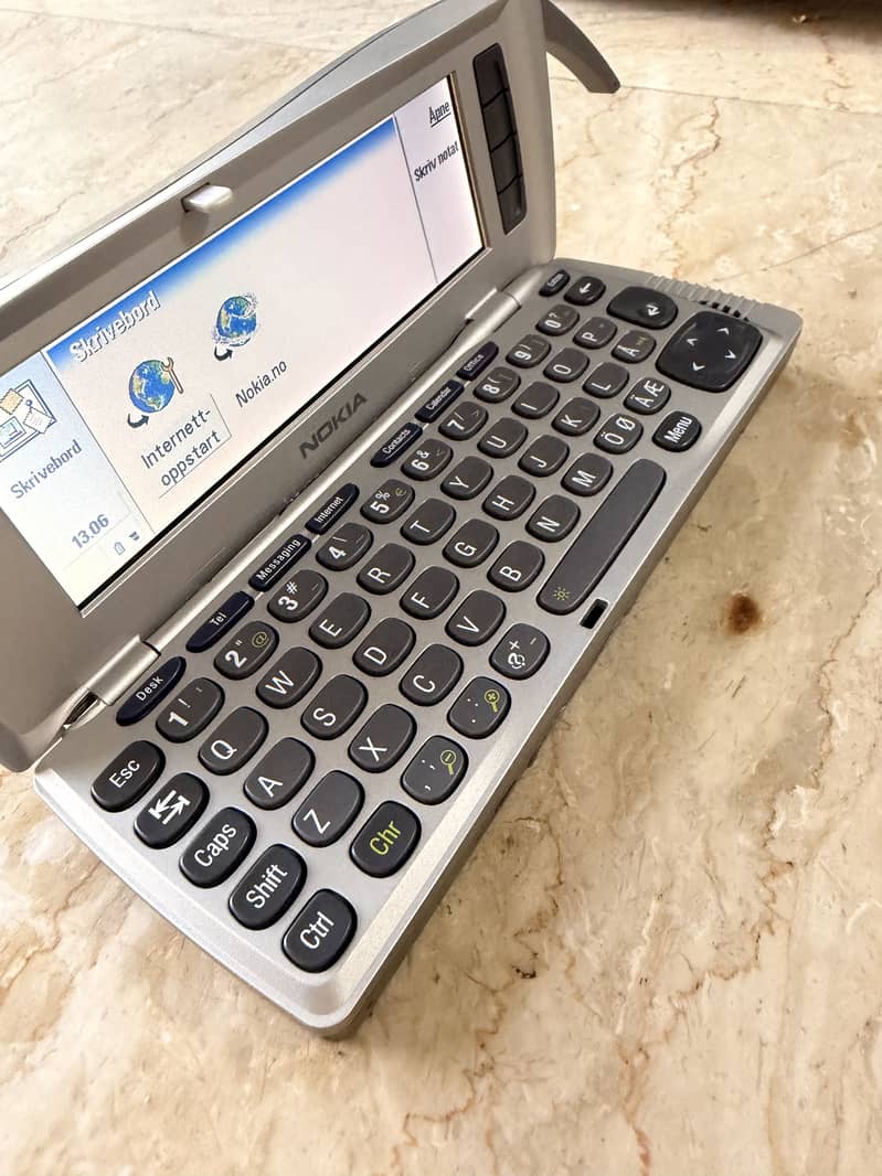 Nokia 9210 Communicator 2