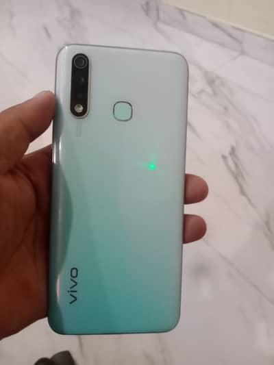 Vivo Y19
