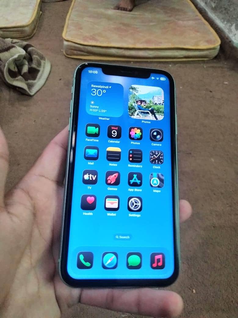 Apple iPhone 11 6