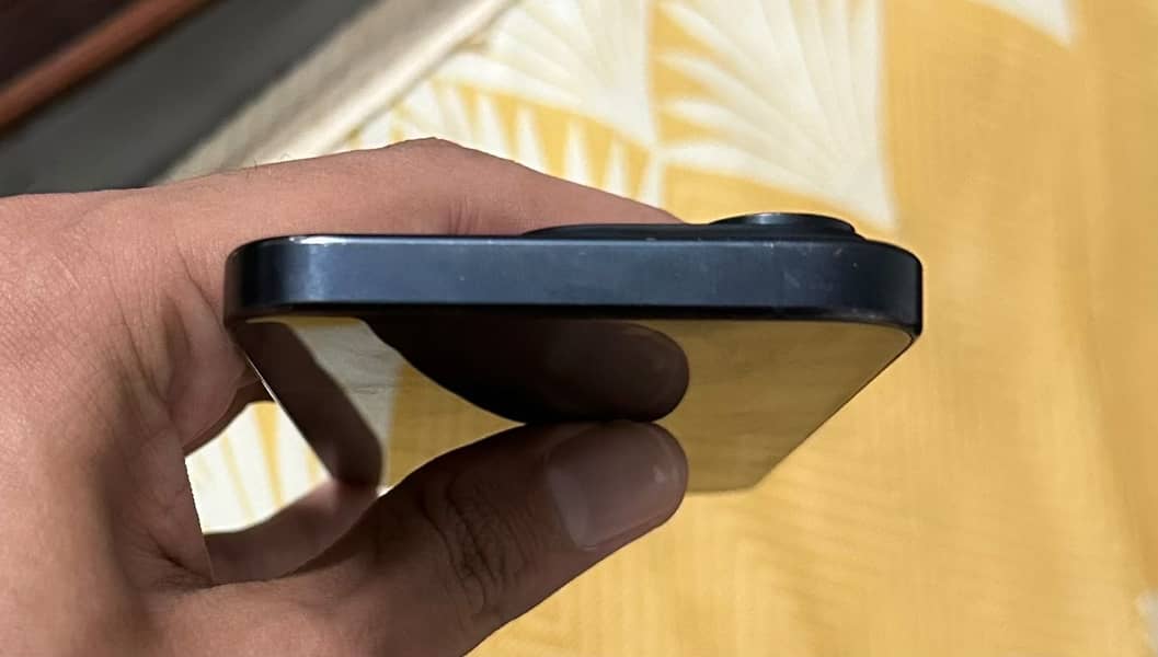 Apple iPhone 15 Pro 8