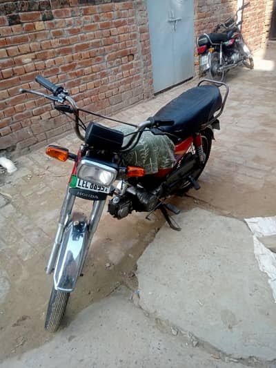 urgent sale. . 03244736065