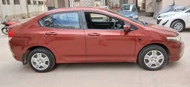 Honda City 1.3 Manual 2009 | 106,000 KM | New Tyres | Well Maintained