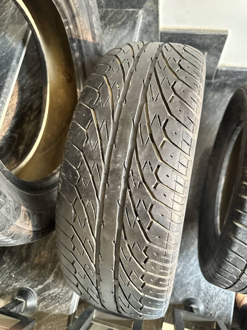 14 inch dunlop trye 4