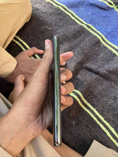 Samsung Mobile A52