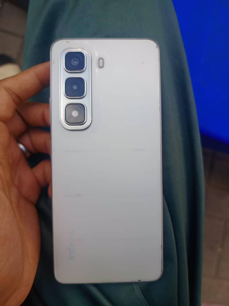 Infinix Hot 50 1