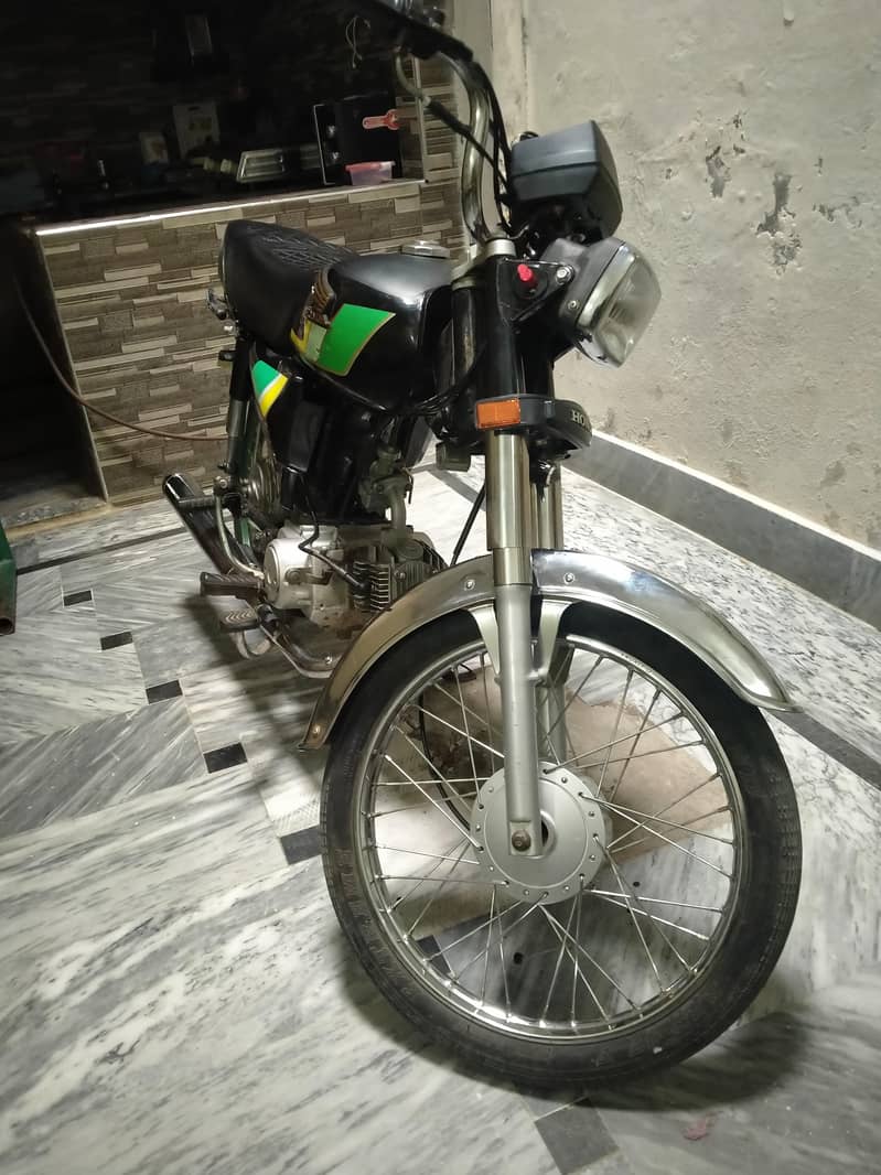 pak hero 4