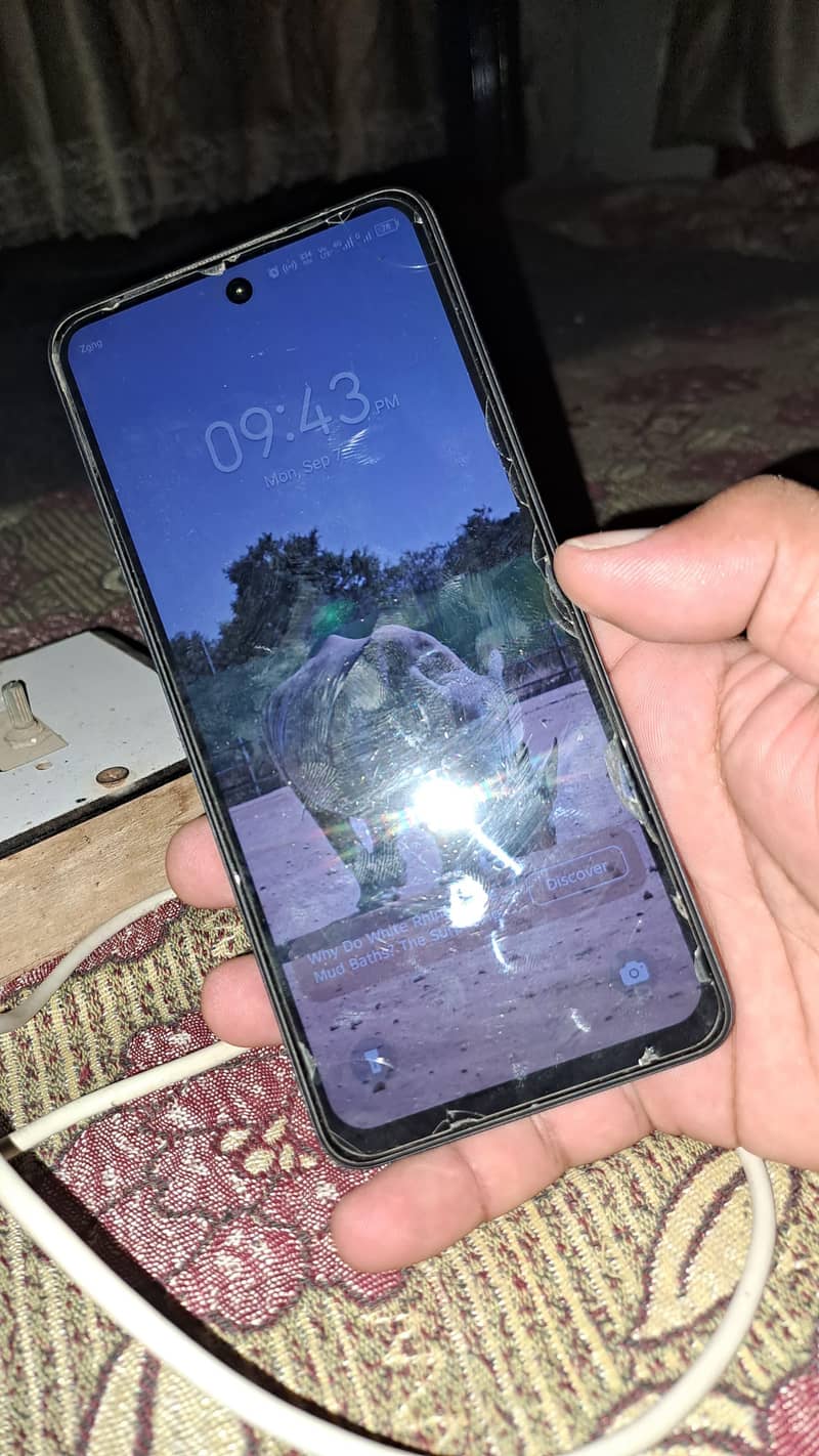 Tecno Spark 20 0