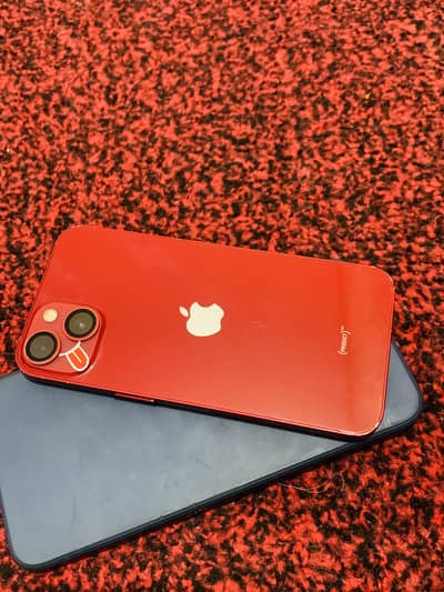 Apple iPhone 13