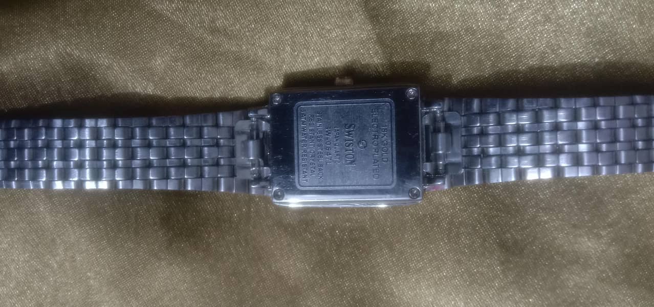 03004544077 4