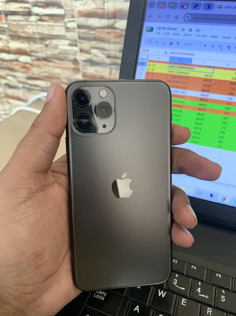 Apple iPhone 11 Pro 1