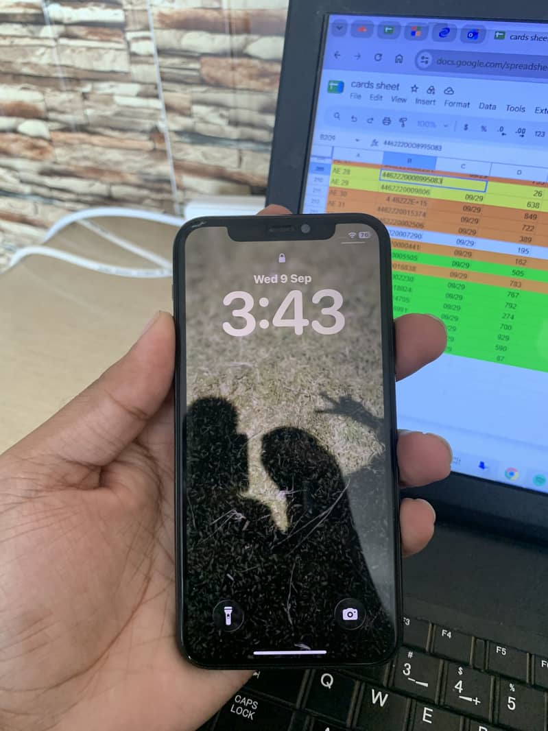 Apple iPhone 11 Pro 4