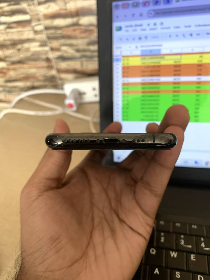 Apple iPhone 11 Pro 5