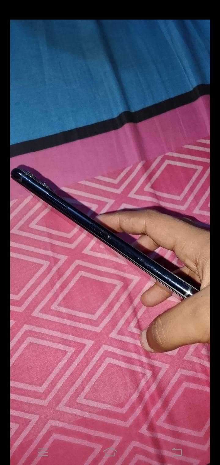 Apple iPhone 11 Pro Max 1