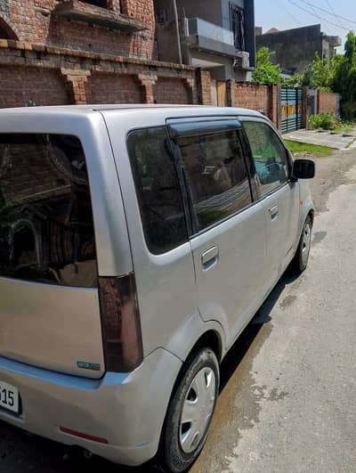 Mitsubishi Ek Wagon 2012