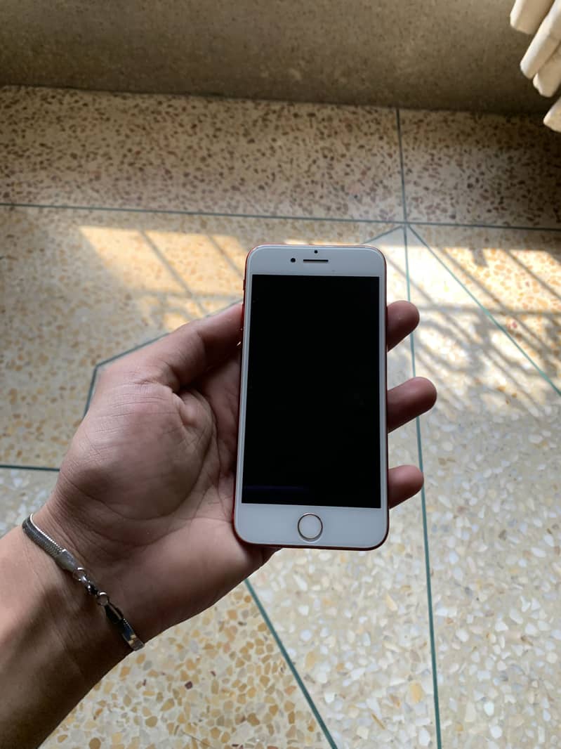 Apple iPhone 7 4