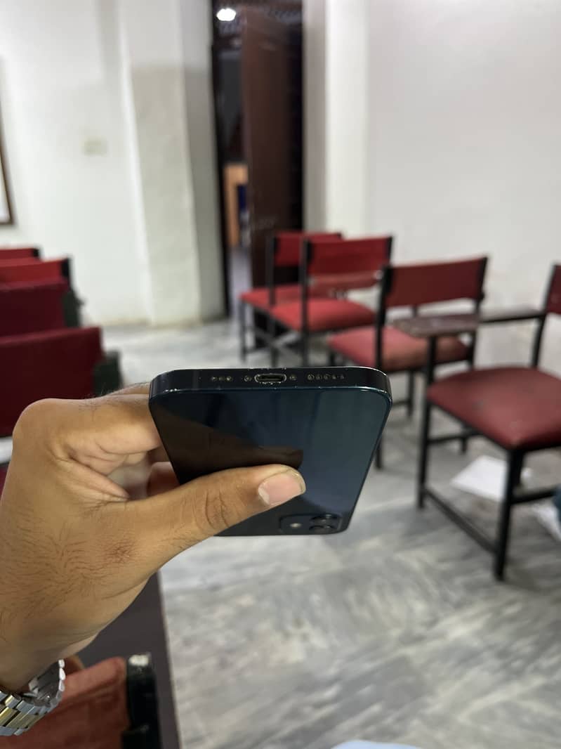 Apple iPhone 12 64gb 1