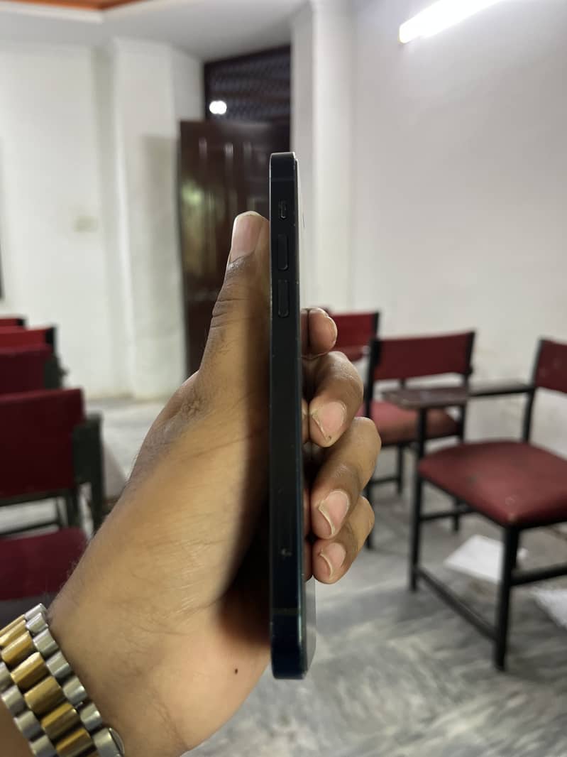 Apple iPhone 12 64gb 6