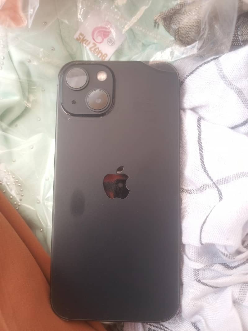 Apple iPhone 13 0