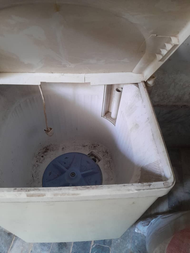 Washing Machine used 1