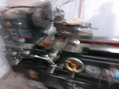 6 feet lathe machine