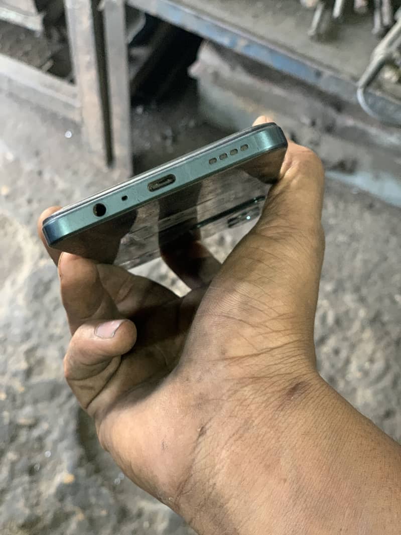 Realme C71 4