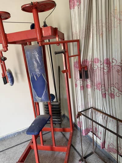 Gym equipment butterfly machine gym machine