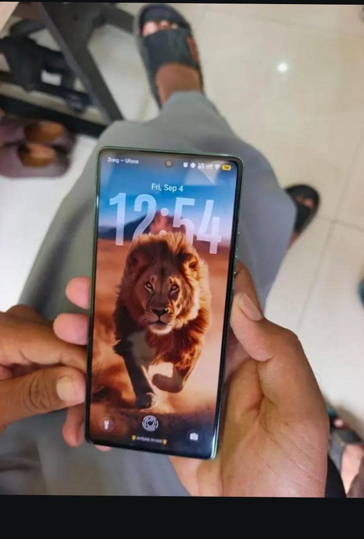 Tecno CAMON 40 1