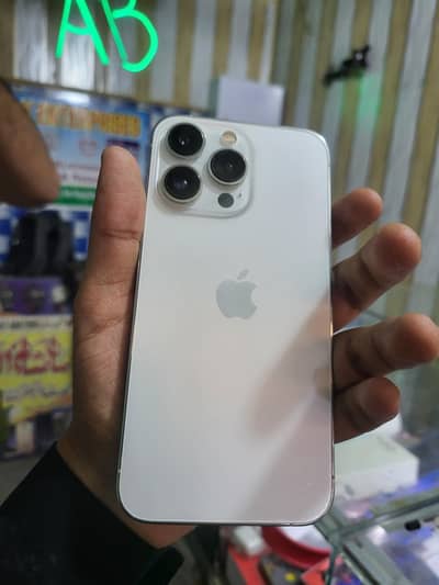 i phon 13 pro non
