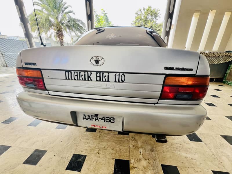 Toyota Corolla 1998 4